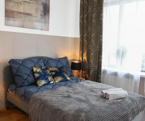 Clicktheflat Three Crosses Square Hostel Warszawa